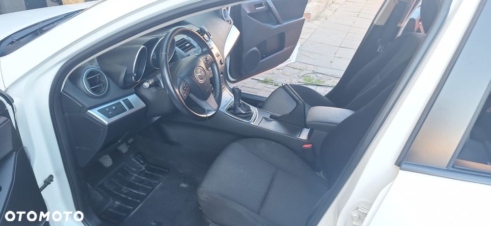 Mazda 3 - 6
