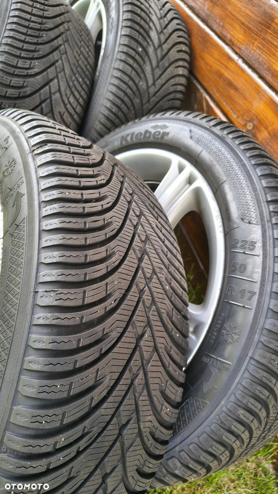 BMW Seria 3 328i xDrive - 26