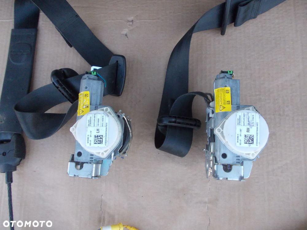 Deska poduszki pasy Fiat 500L orginał - 2