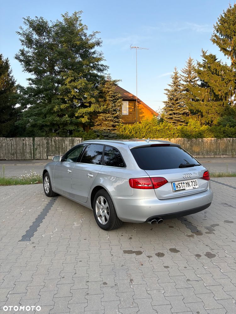 Audi A4 Avant 1.8 TFSI Attraction - 9