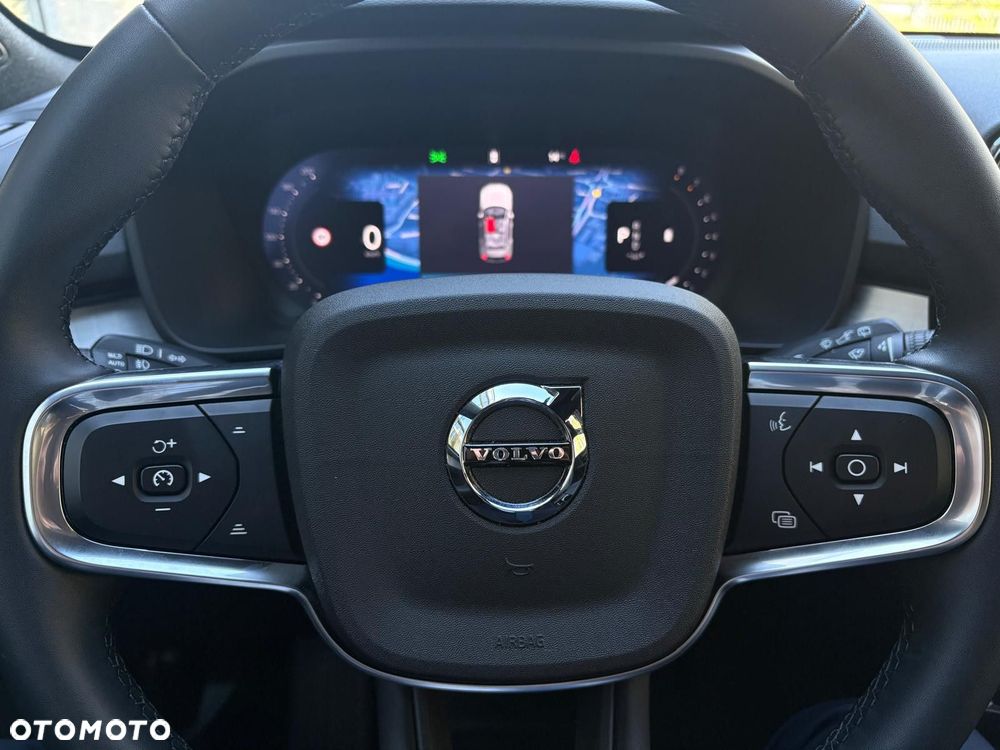 Volvo XC 40 - 20