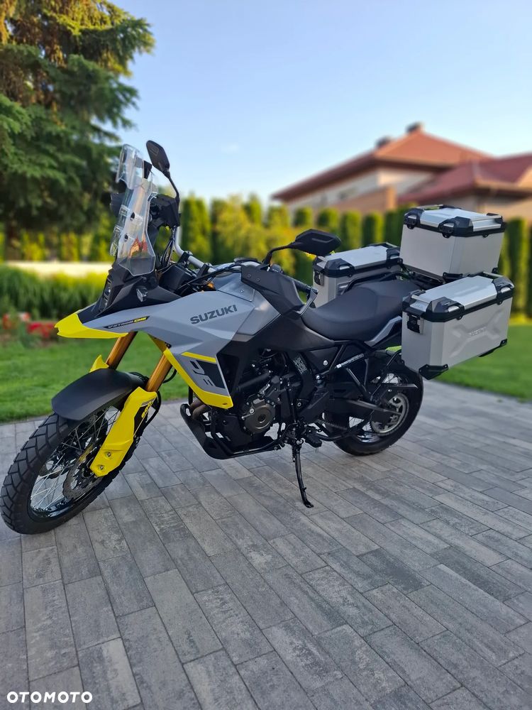Suzuki V-STROM - 2