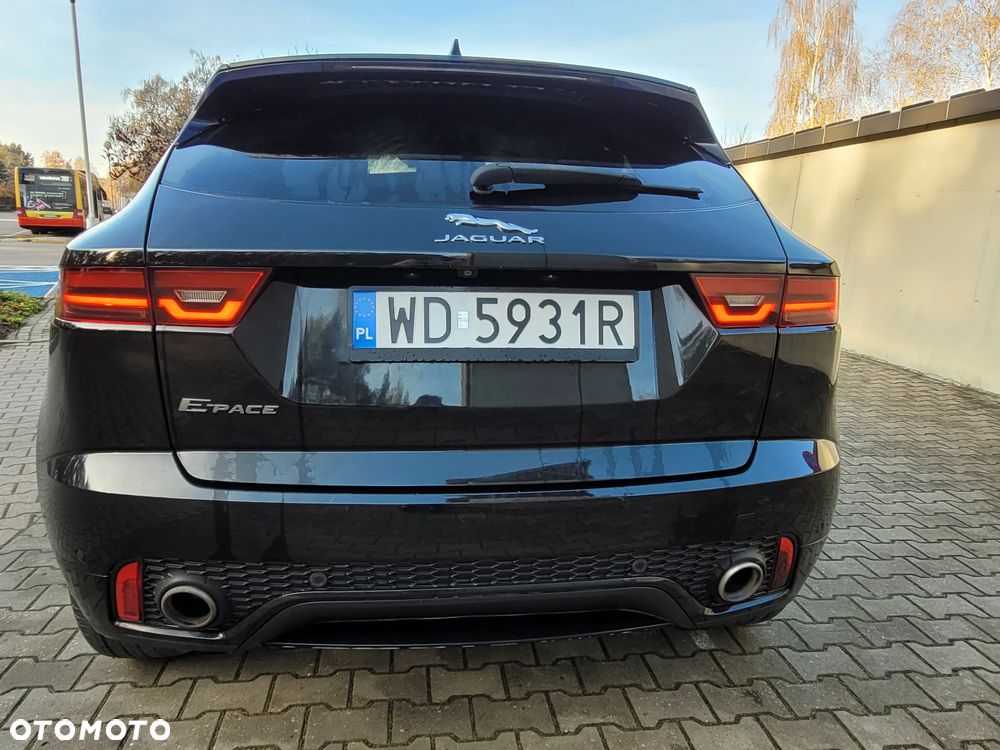 Jaguar E-Pace 2.0 i4P AWD R-Dynamic - 13