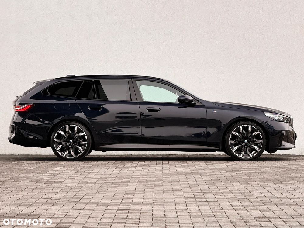 BMW Seria 5 520d xDrive - 4