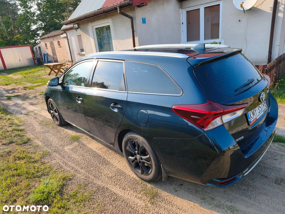 Toyota Auris - 6