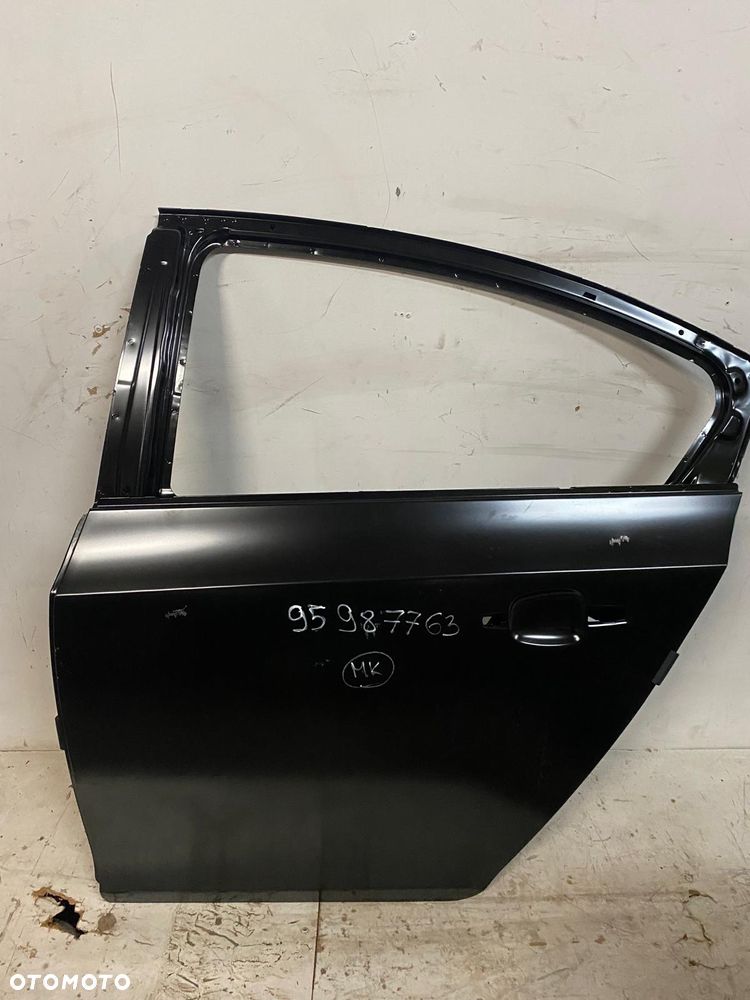 Chevrolet cruze drzwi tył lewe Nowe - 1