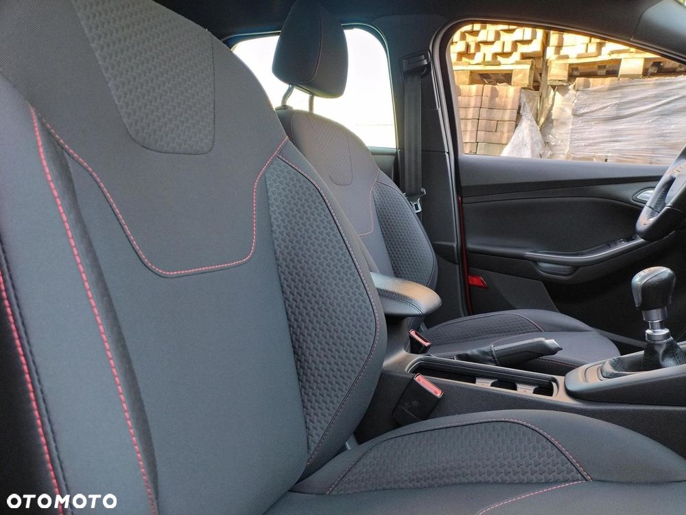 Ford Focus 1.0 EcoBoost ST-Line ASS - 28