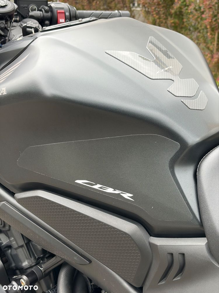 Honda CBR - 9