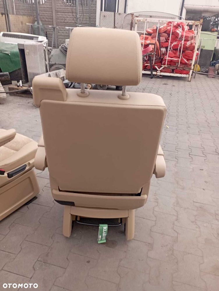 fotel VW multivan t5 2 rząd skóra alcantara beżowy - 3