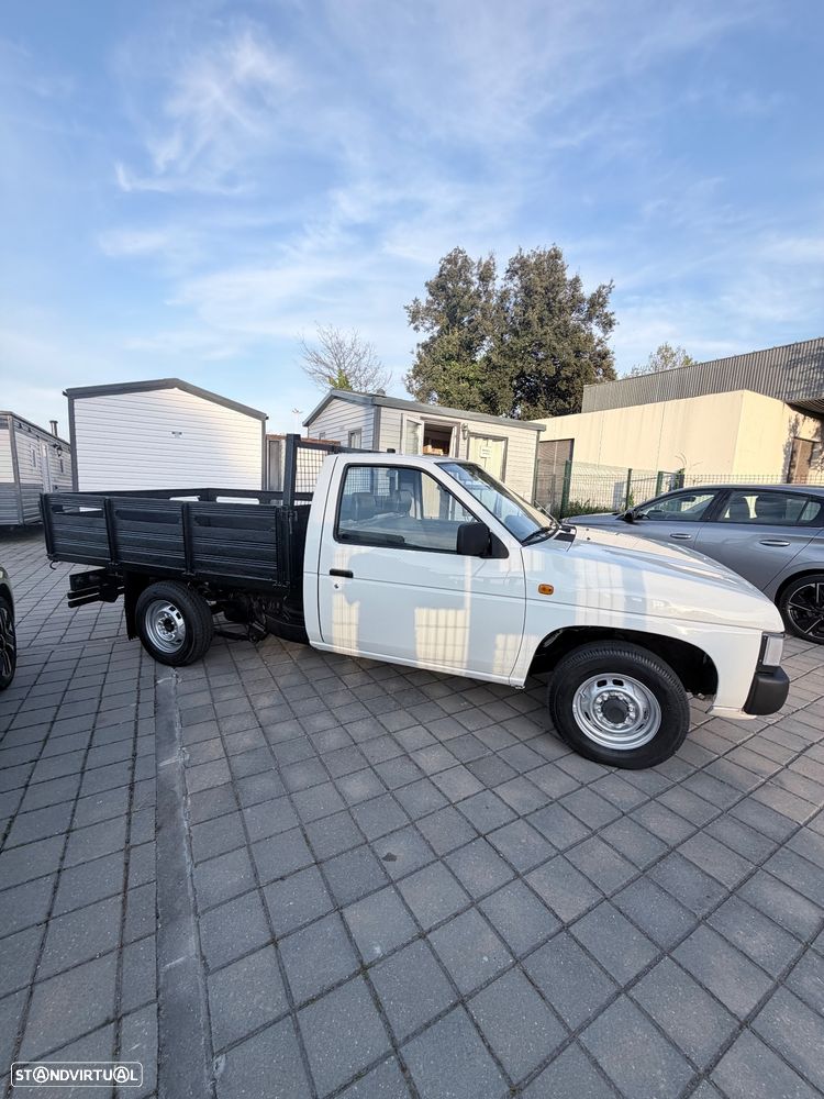 Nissan pick up 2.5 diesel 3 lugares com caixa atraz - 8