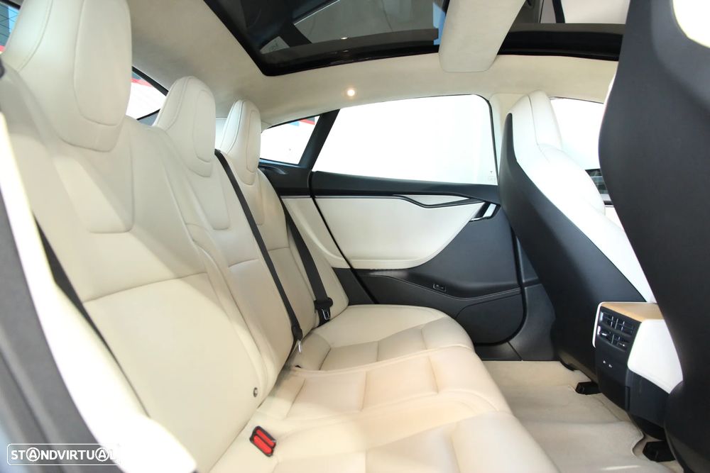 Tesla Model S 100D - 24
