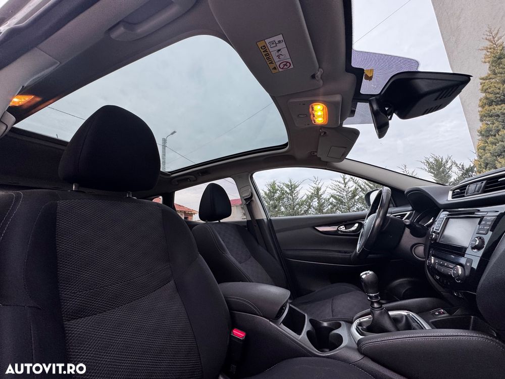 Nissan Qashqai 1.6 DCI Start/Stop Tekna - 18