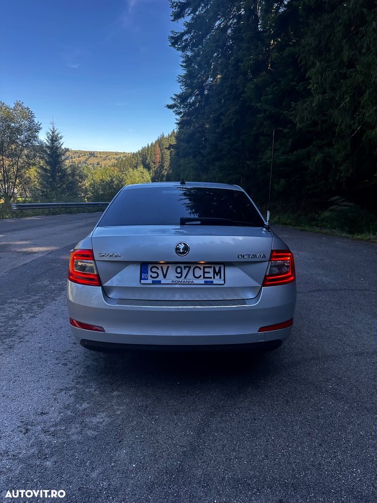 Skoda Octavia 2.0 TDI STYLE - 6