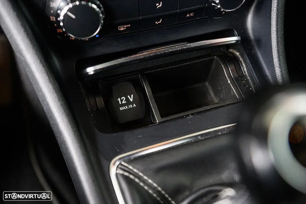 Mercedes-Benz A 180 d Fleet Pack Urban - 44