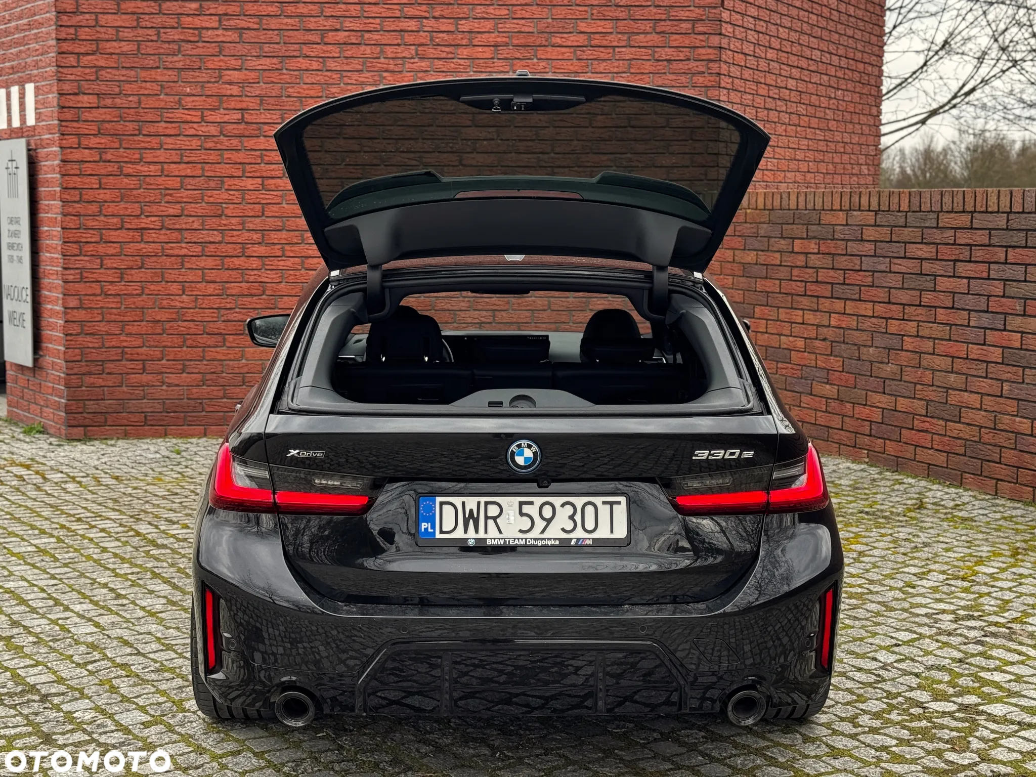 BMW Seria 3 330e xDrive M Sport sport - 3