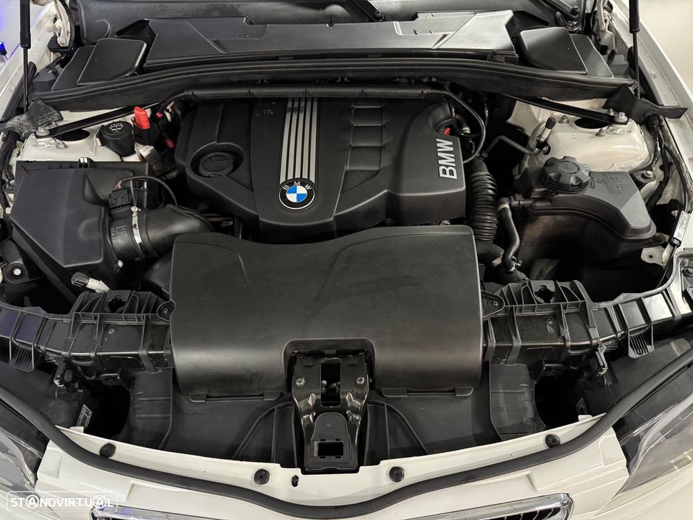 BMW 118 d xDrive Urban Line - 18