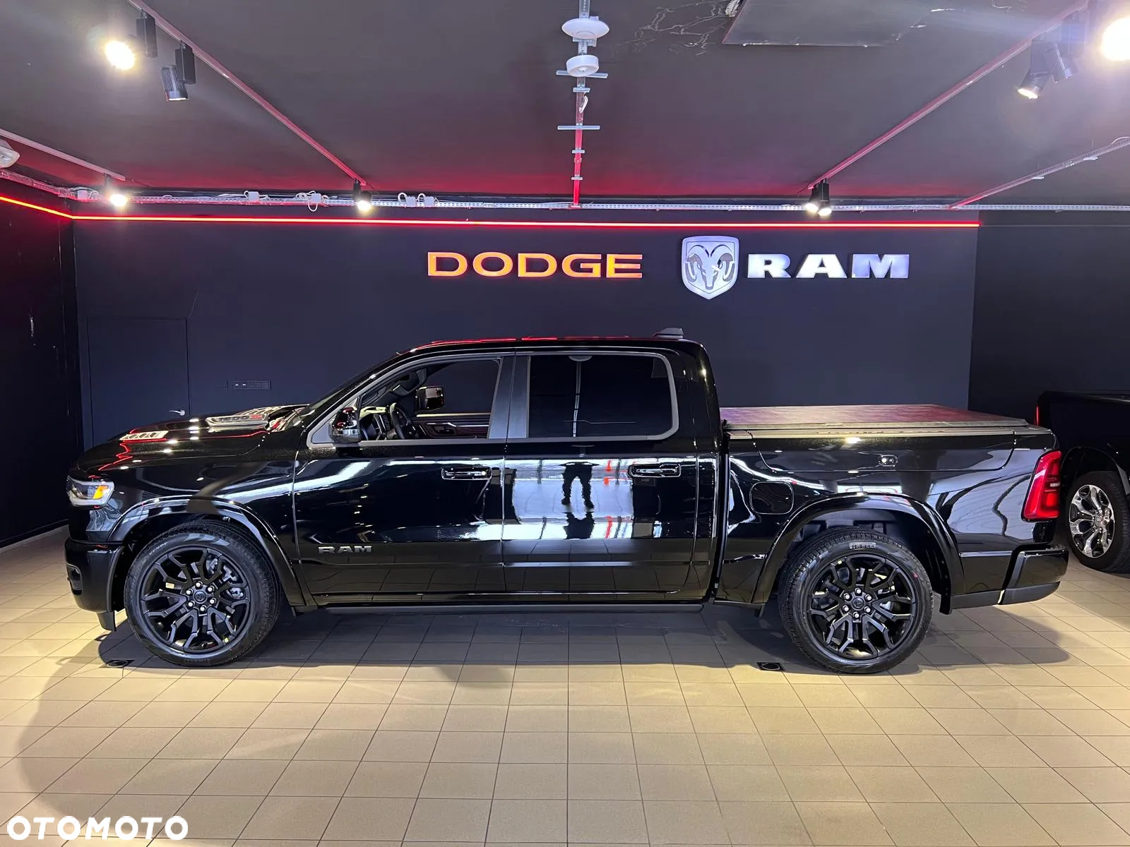 Dodge RAM 1500 5.7 4x4 - 7
