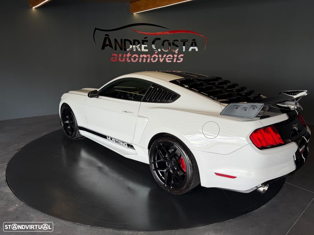 Ford Mustang 2.3i EcoBoost Aut. - 8