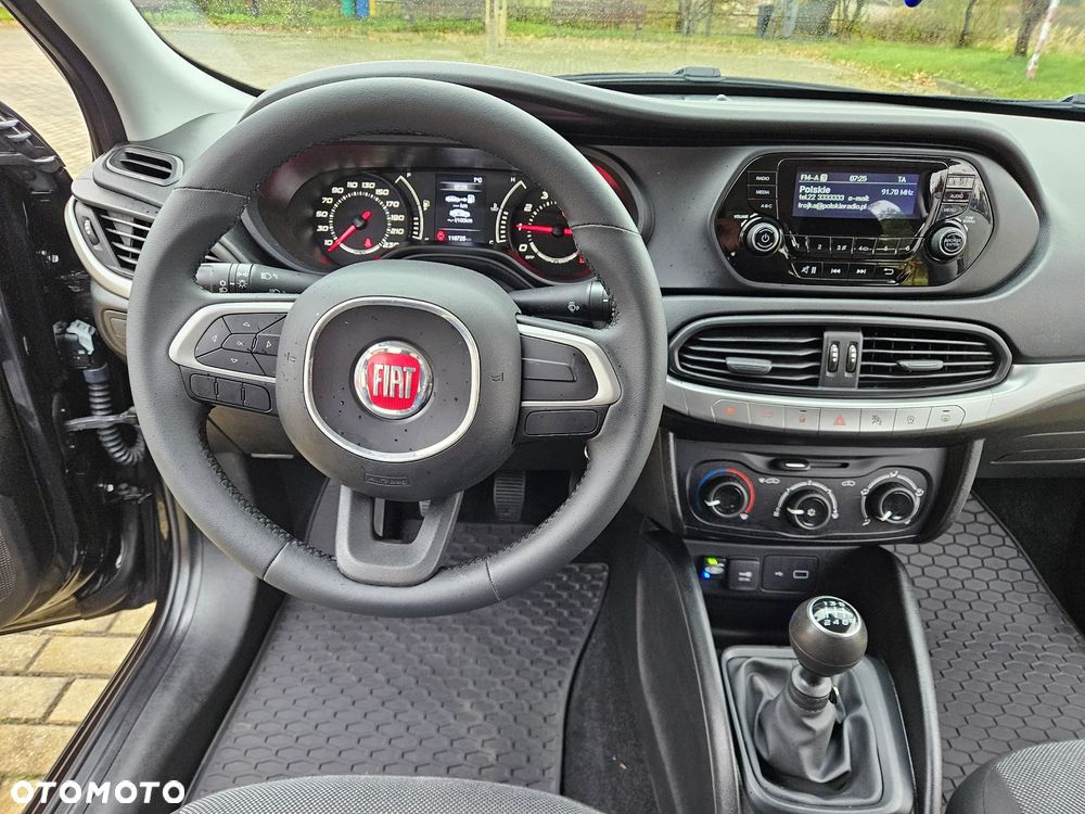 Fiat Tipo 1.4 16V Easy - 21