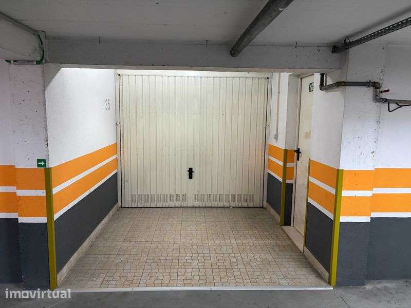 Garagem com 36 m2 - Grande imagem: 2/5