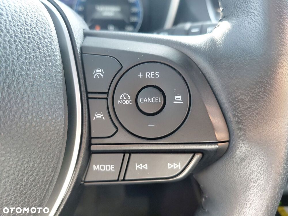 Toyota Corolla Cross 2.0 Hybrid Executive AWD - 23