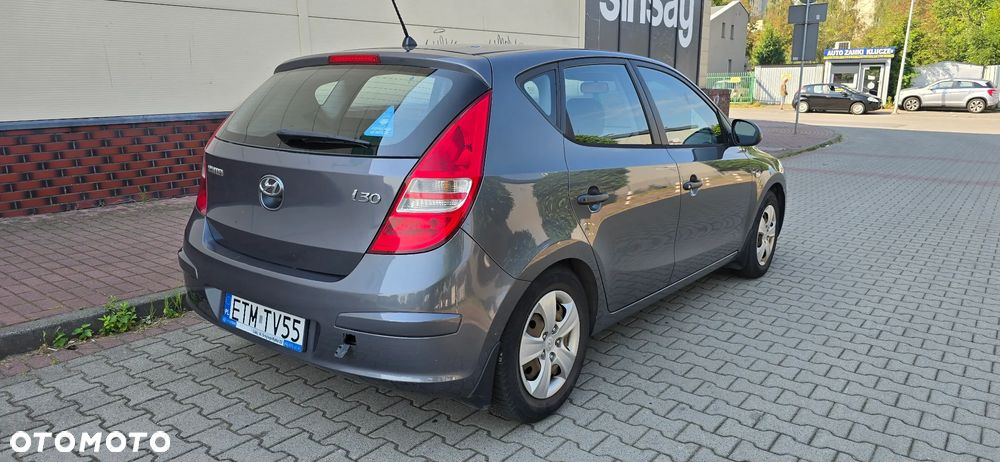Hyundai i30 1.4 Comfort - 13
