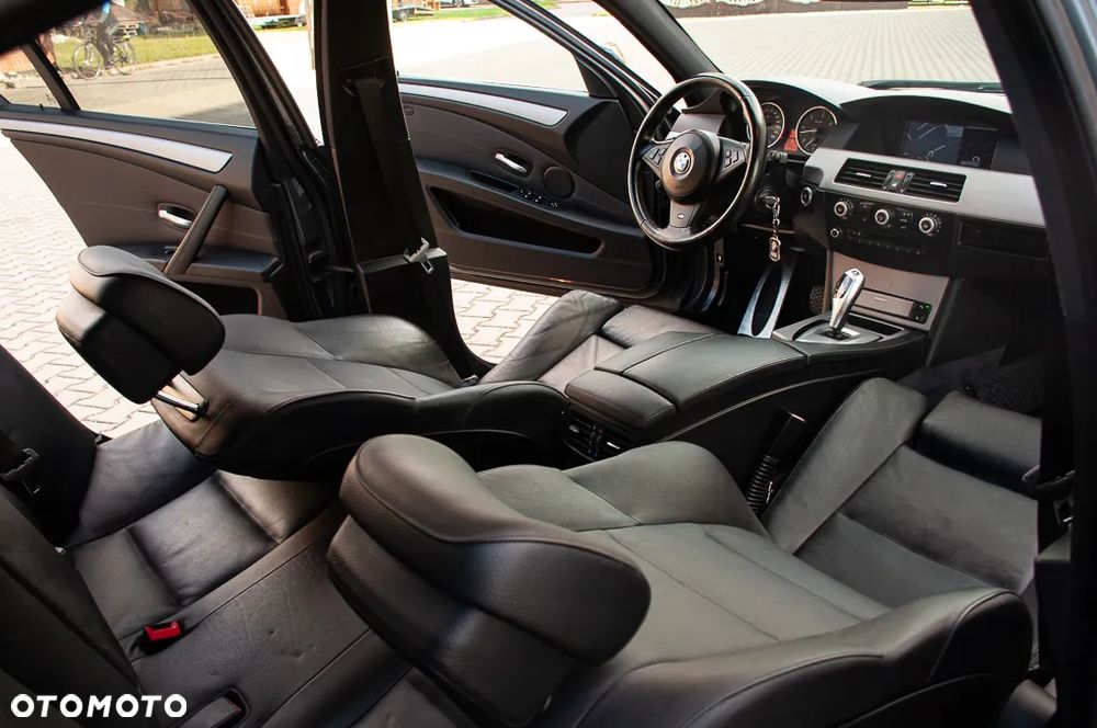 BMW Seria 5 - 30