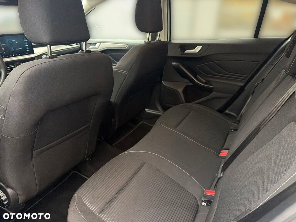 Ford Focus - 12