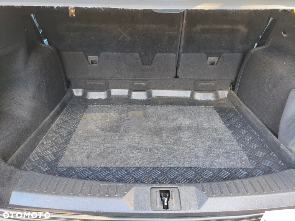 Ford Kuga 2.0 TDCi 4WD Trend - 6