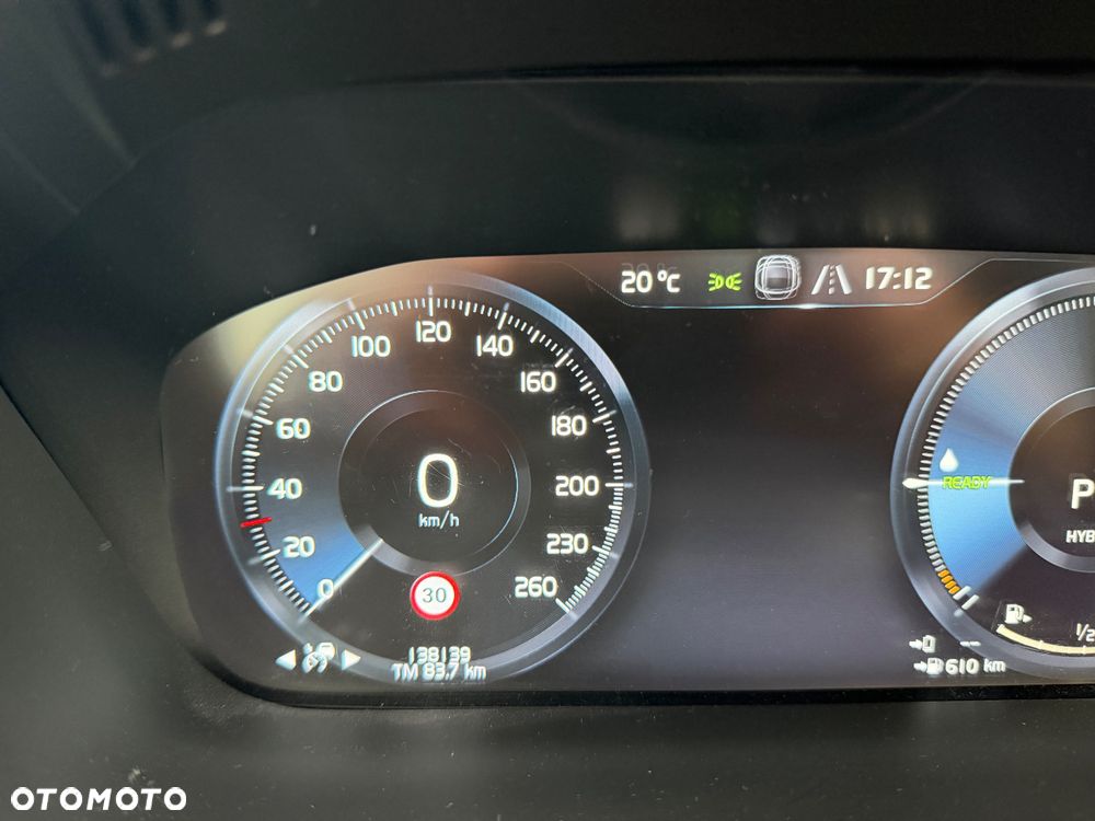Volvo XC 60 T8 Twin Engine AWD Geartronic RDesign - 11