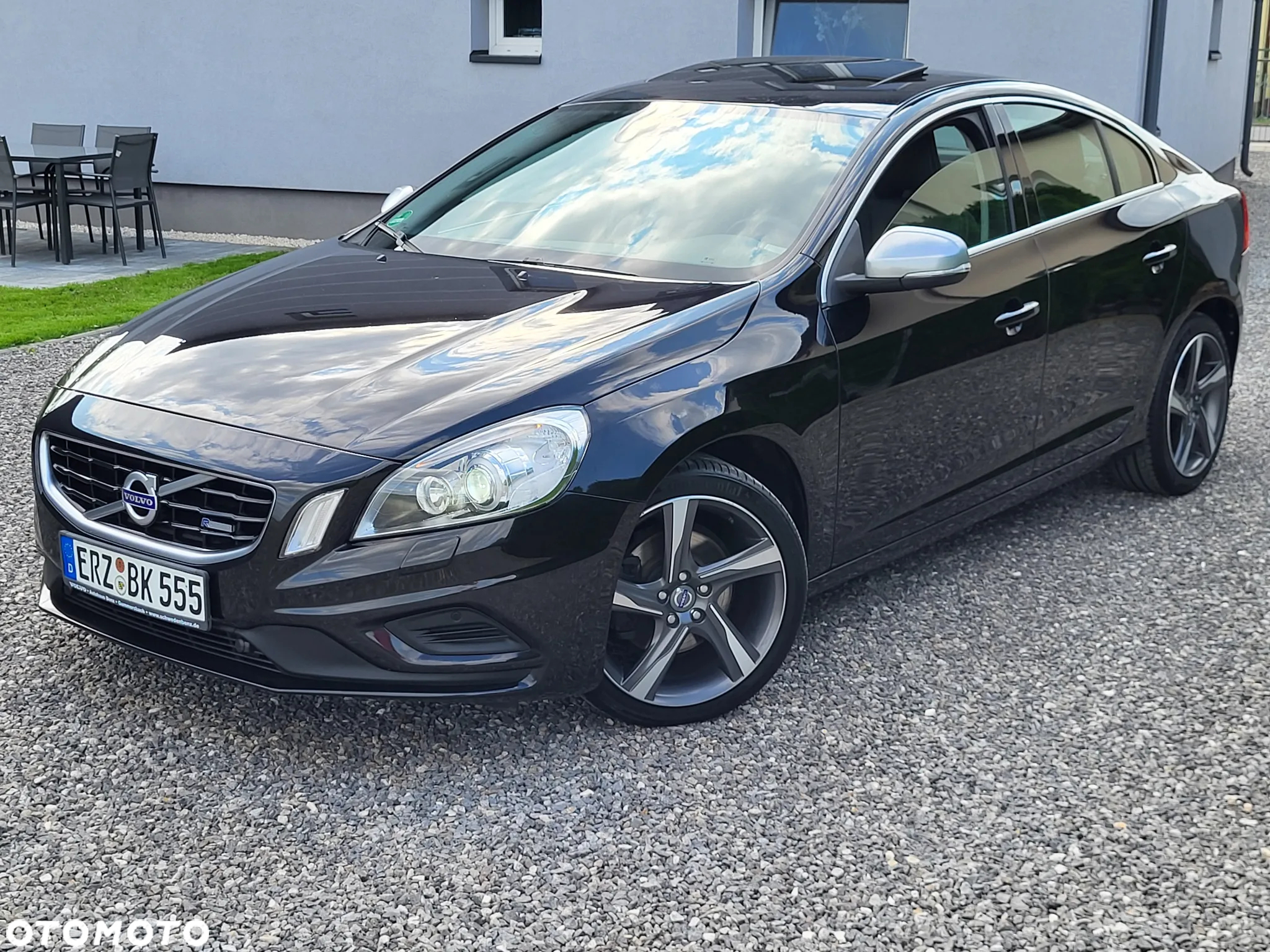 Volvo S60 D4 R-Design - 8