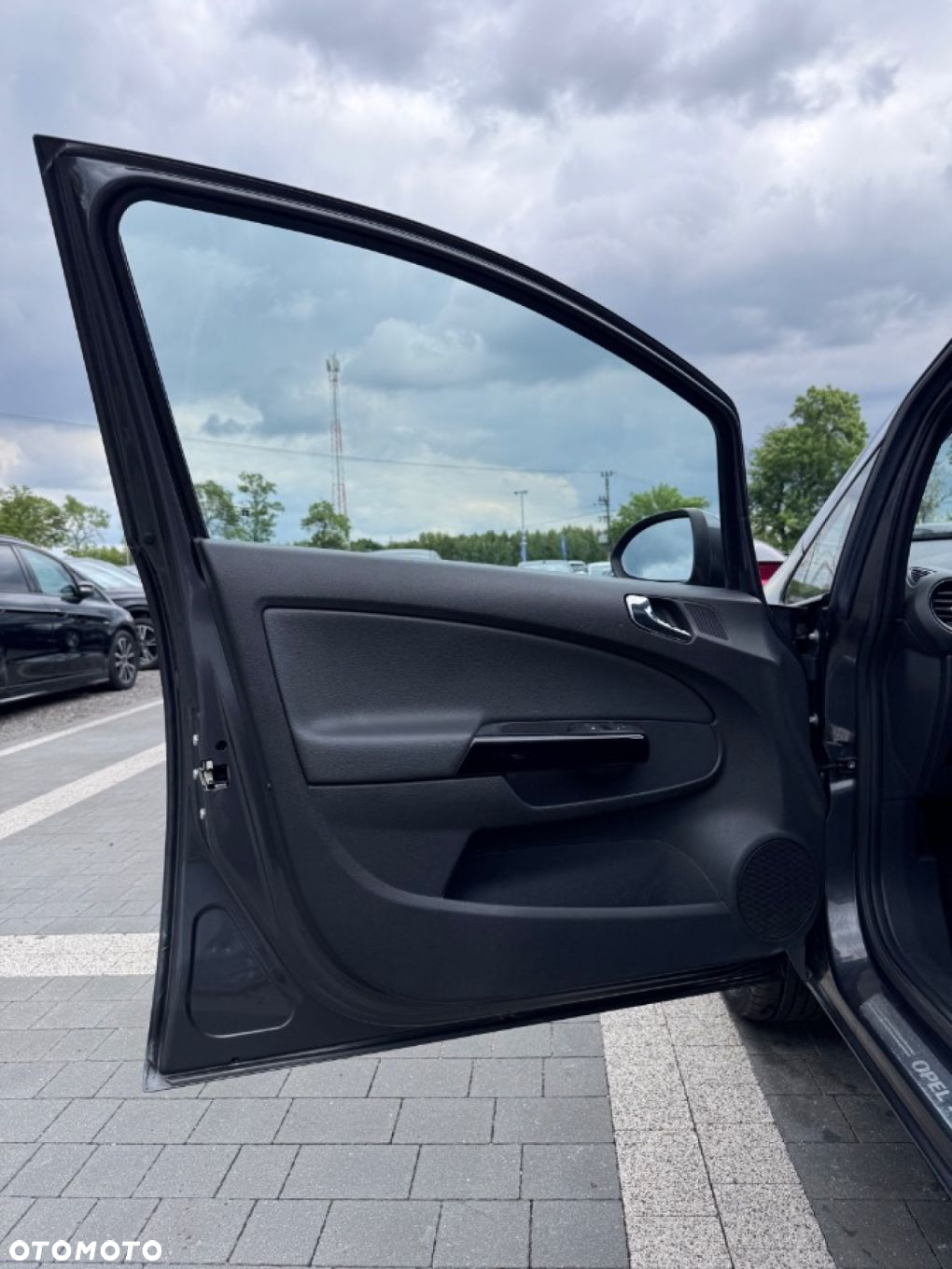 Opel Corsa 1.4 16V Color Edition - 17
