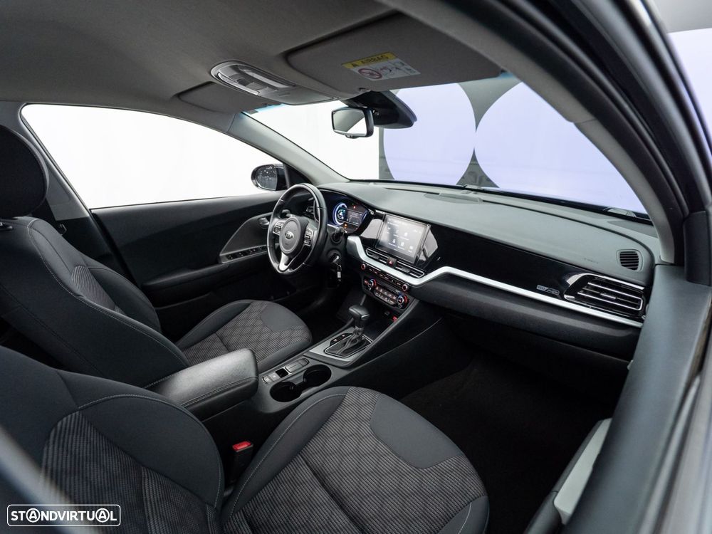 Kia Niro 1.6 GDi PHEV Urban - 34