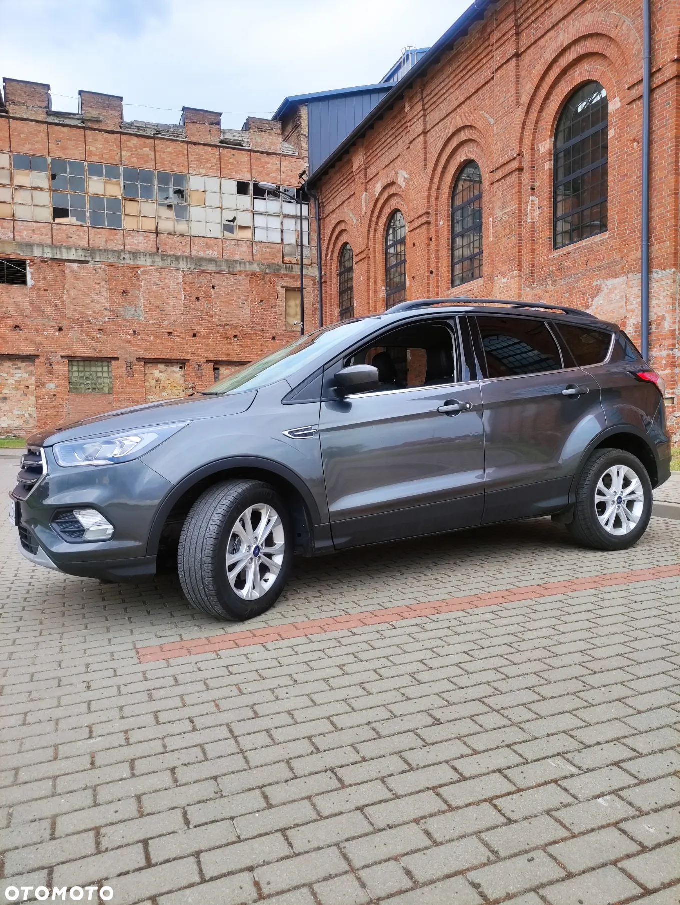 Ford Escape 1.5 EcoBoost AWD SE - 5