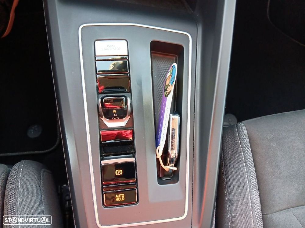 VW Golf 1.4 TSI e-Hybrid DSG - 32