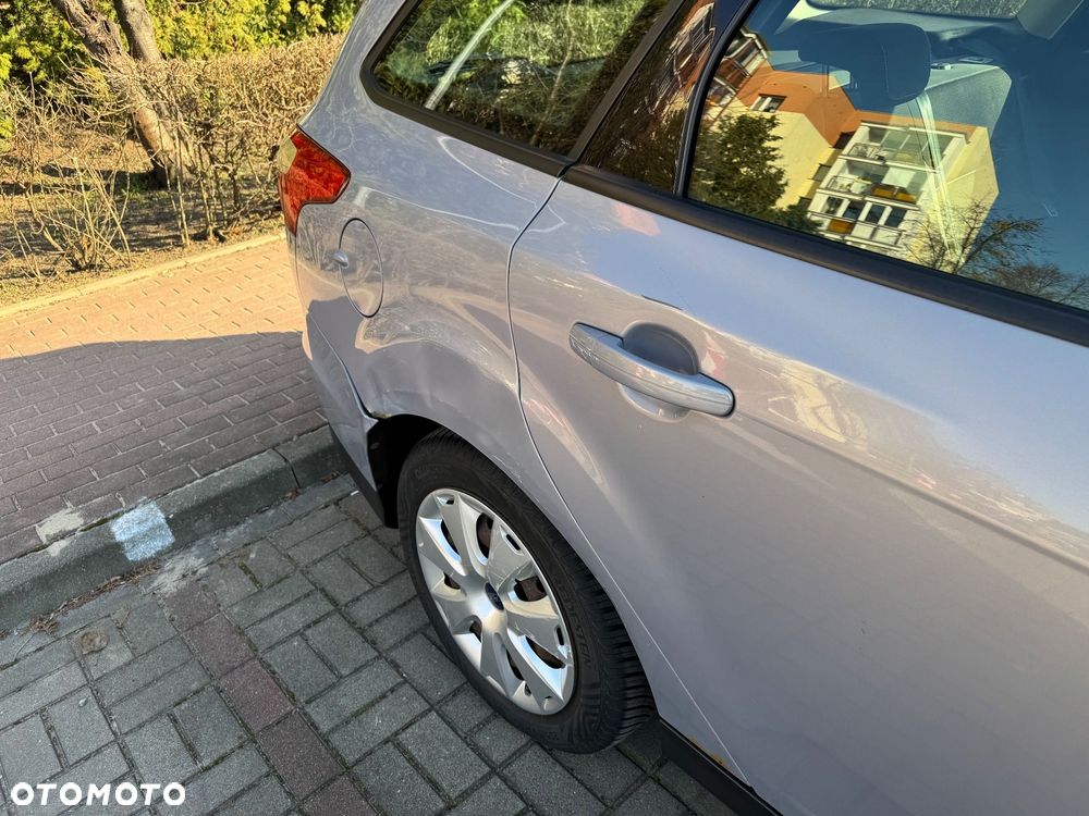 Ford Focus 1.6 Trend - 19