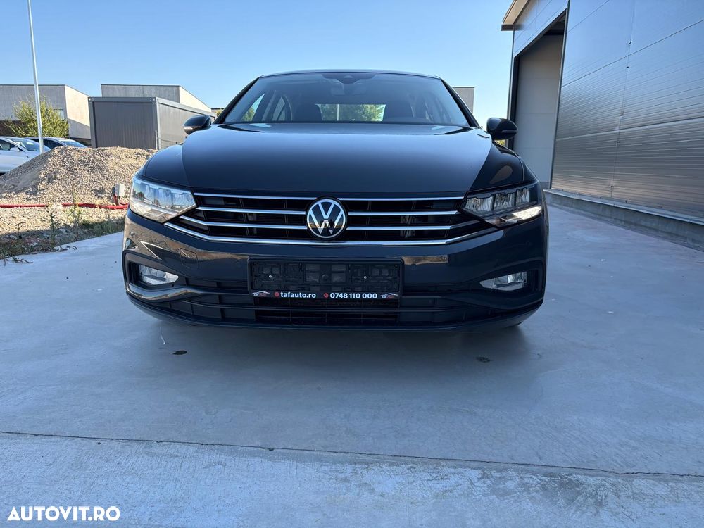 Volkswagen Passat 2021 photo 2