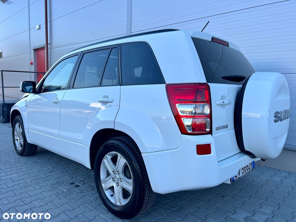 Suzuki Grand Vitara 1.9 DDiS De Luxe - 3
