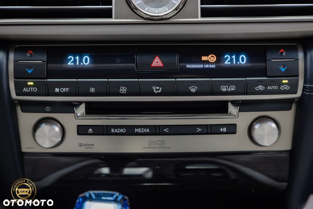 Lexus LS - 18