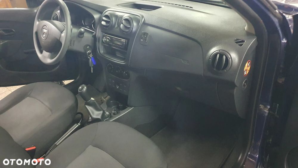 Dacia Logan 1.2 16V 75 Laureate - 14