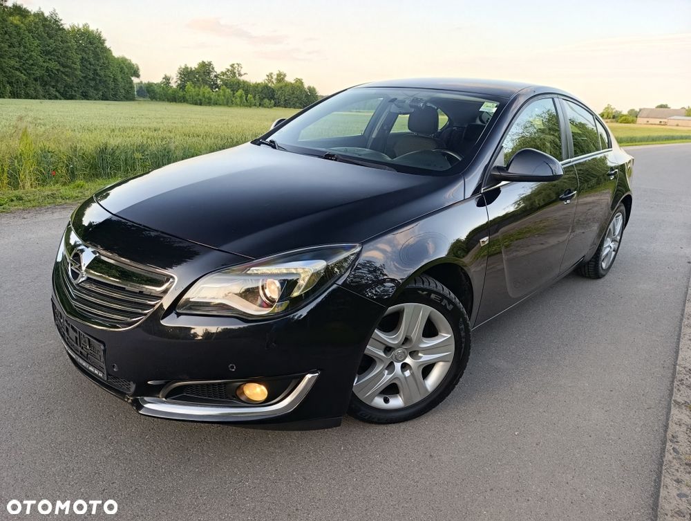 Opel Insignia - 1