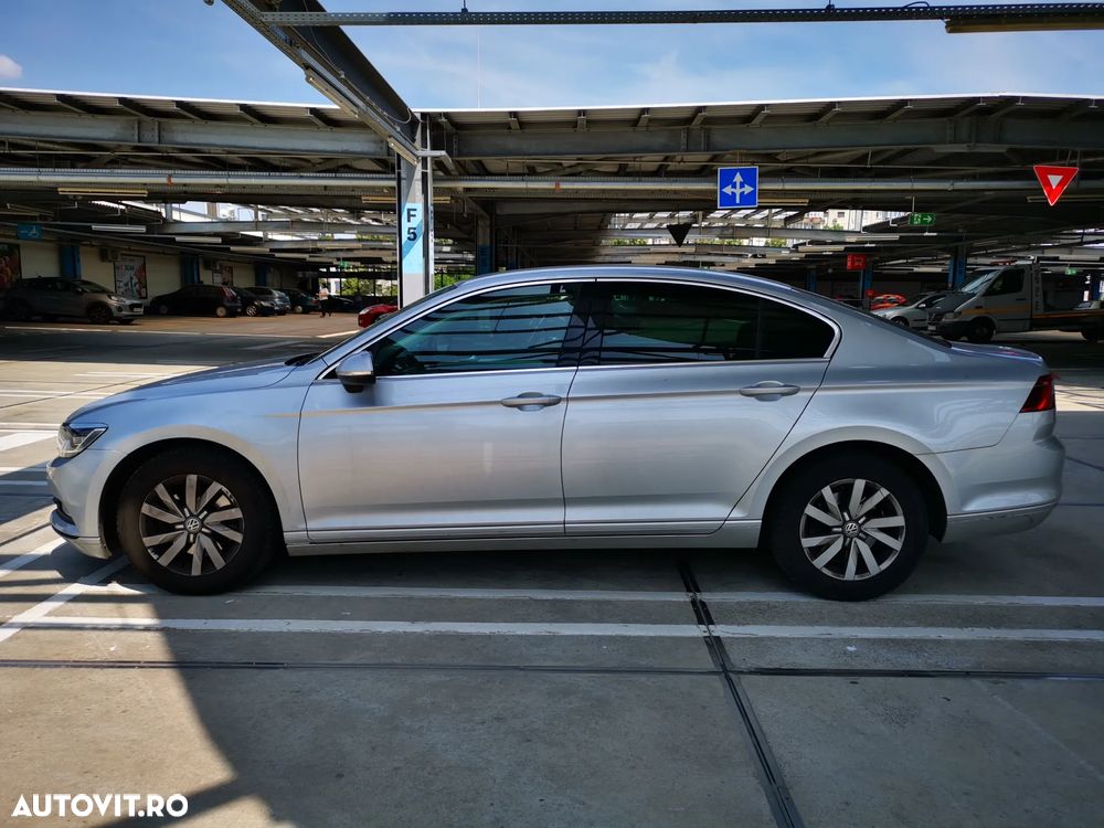 Volkswagen Passat 2.0 TDI DSG Comfortline - 2