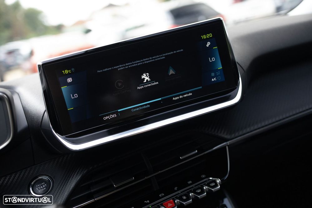 Peugeot e-2008 Allure - 28