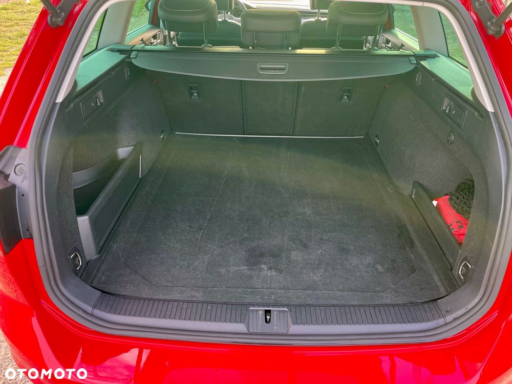 Volkswagen Passat 1.4 TSI DSG GTE - 33