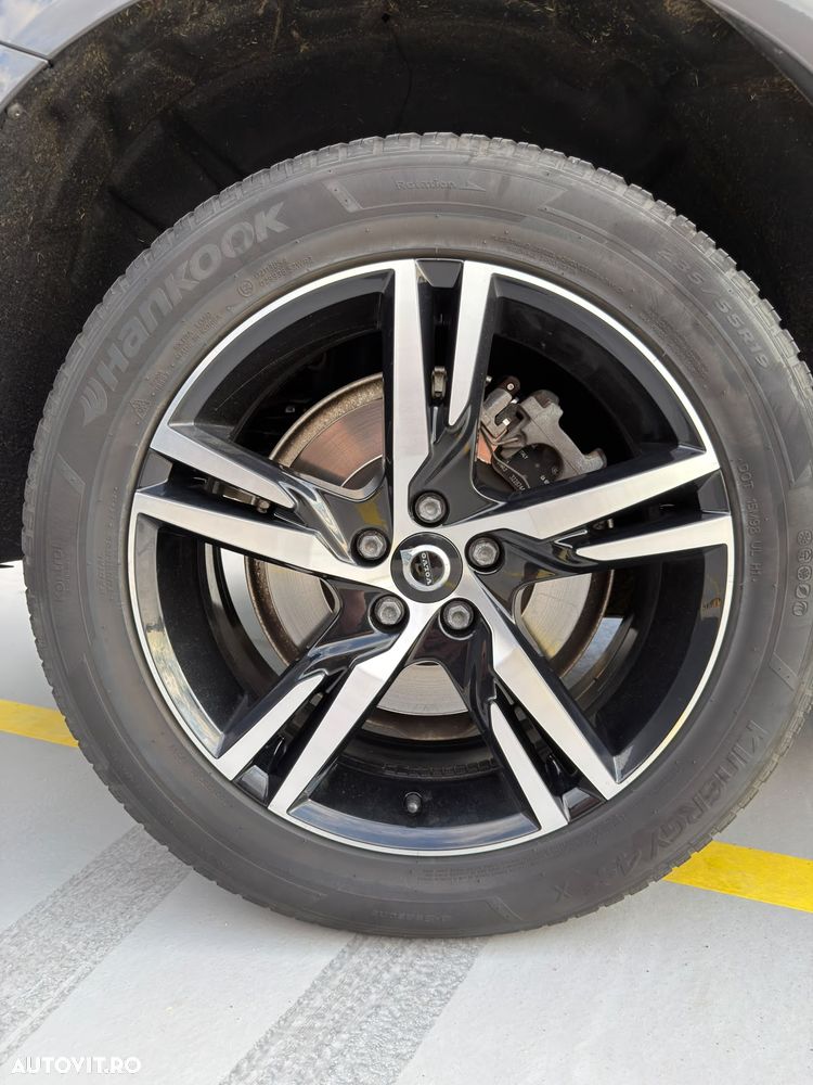 Volvo XC 60 B4 MHEV AT8 AWD Inscription - 19