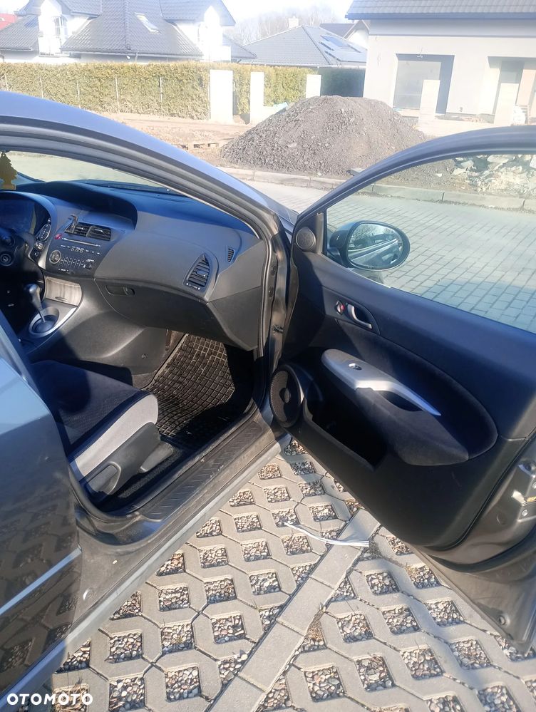 Honda Civic 1.8 Comfort - 13