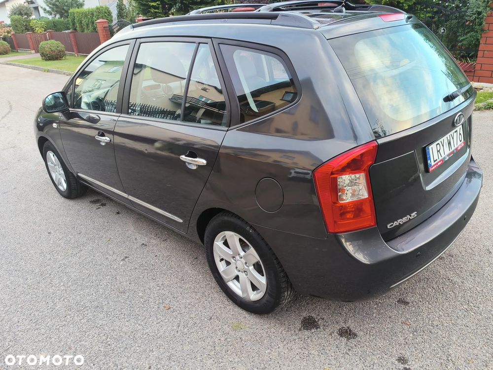 Kia Carens 2.0 CVVT Spirit - 3