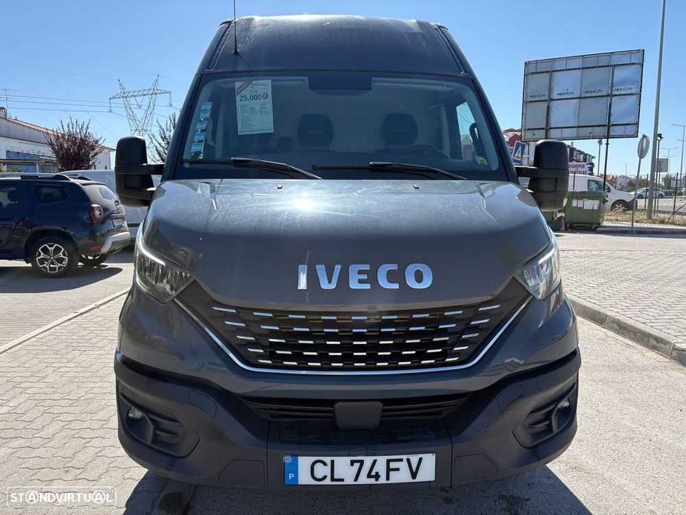 Iveco Daily 2021 photo 3