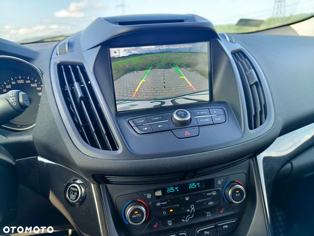 Ford Kuga 1.5 EcoBoost FWD Titanium - 12