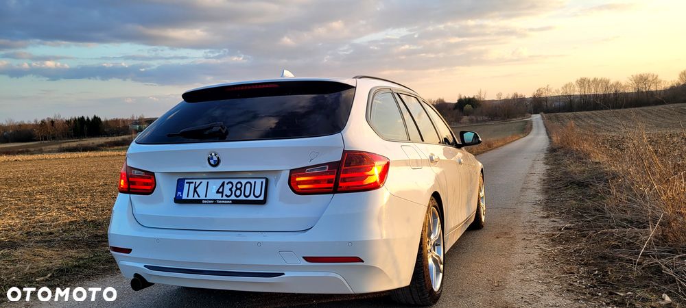 BMW Seria 3 320d DPF Edition Sport - 8